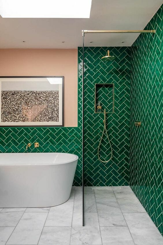 jak urządzić łazienkę w kolorze zielonym stosując płytki ceramiczne