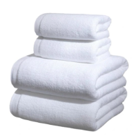 Zestaw ręczników hotelowych